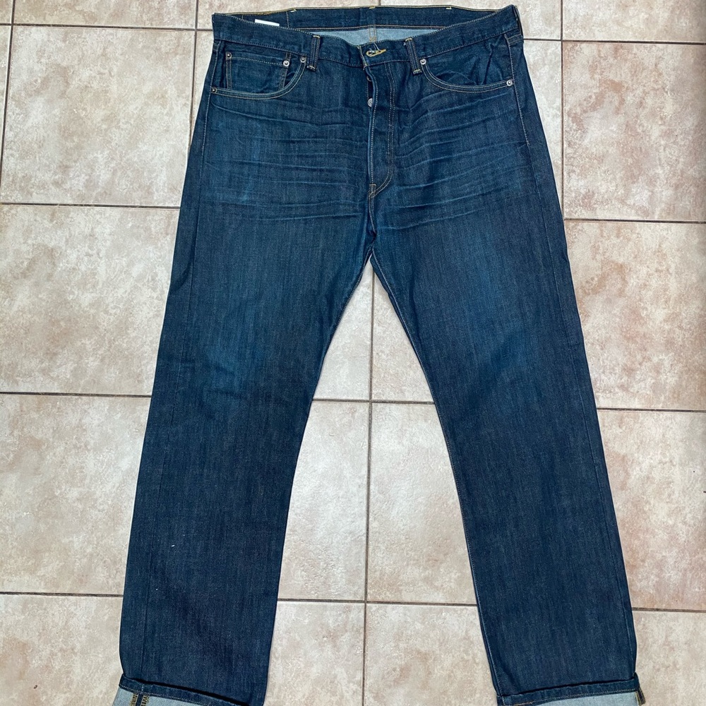 Levi’s 501 dark denim, 38x32